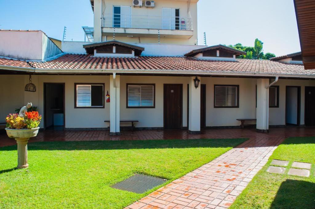 Galeria Hotel Pousada Jaguariúna Dış mekan fotoğraf